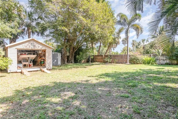 Garage with Laundry area to the right