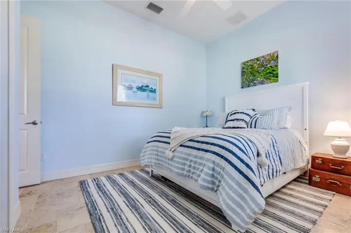 Bedroom with ceiling fan
