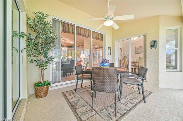 Large sliders bring the outdoors in!
