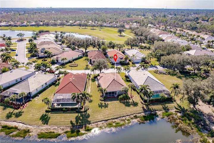 8286  Shorecrest  DR, Fort Myers, FL 33912