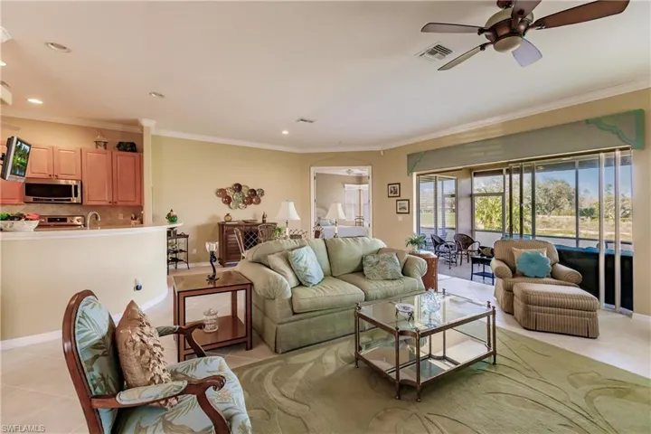 8286  Shorecrest  DR, Fort Myers, FL 33912