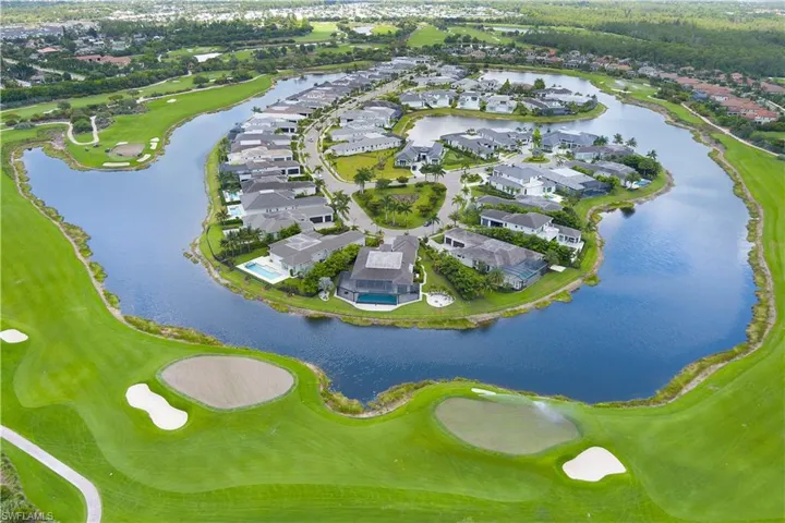 9484  Napoli  LN, Naples, FL 34113