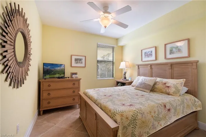 9484  Napoli  LN, Naples, FL 34113