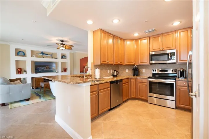 9484  Napoli  LN, Naples, FL 34113