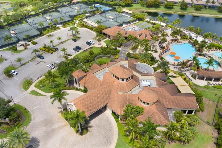 9484  Napoli  LN, Naples, FL 34113