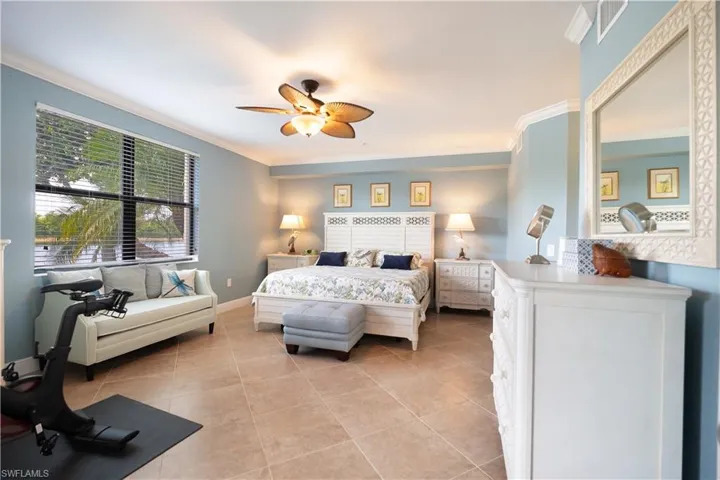 9484  Napoli  LN, Naples, FL 34113