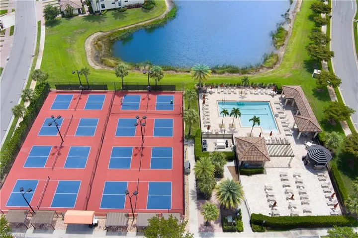 9484  Napoli  LN, Naples, FL 34113