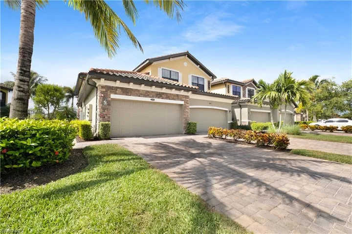 9484  Napoli  LN, Naples, FL 34113
