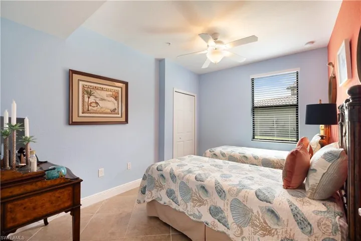 9484  Napoli  LN, Naples, FL 34113
