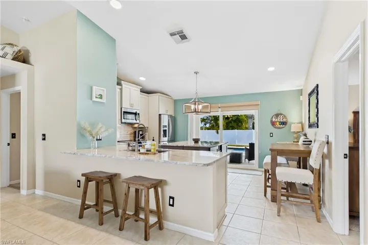 1732 Sw 36th Ter, Cape Coral, Florida 33914