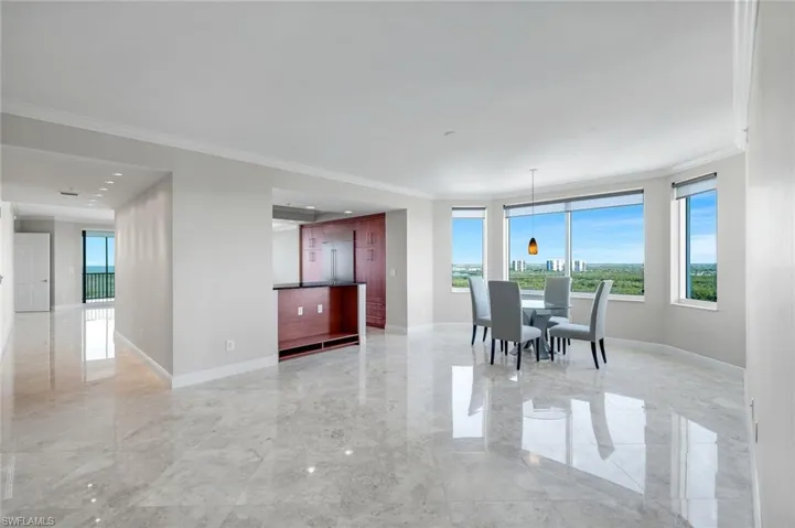 Pristine Marble Floors & Soft Neutral Tones