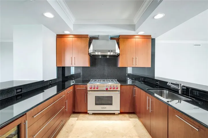 Modern & Functional Chef's Kitchen