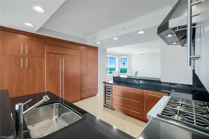 Extensive and Well Planned Kitchen Storage