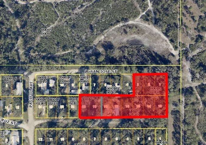 235-237  Santa Cruz  ST, North Fort Myers, FL 33903