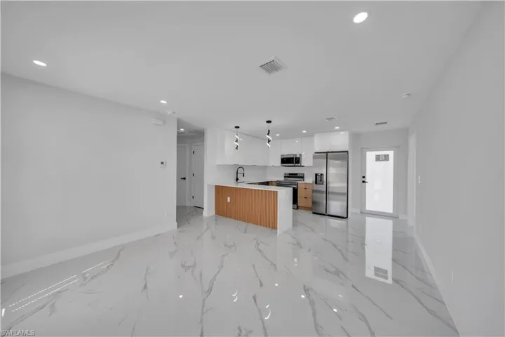 961 Gleason St, Lehigh Acres, Florida 33974