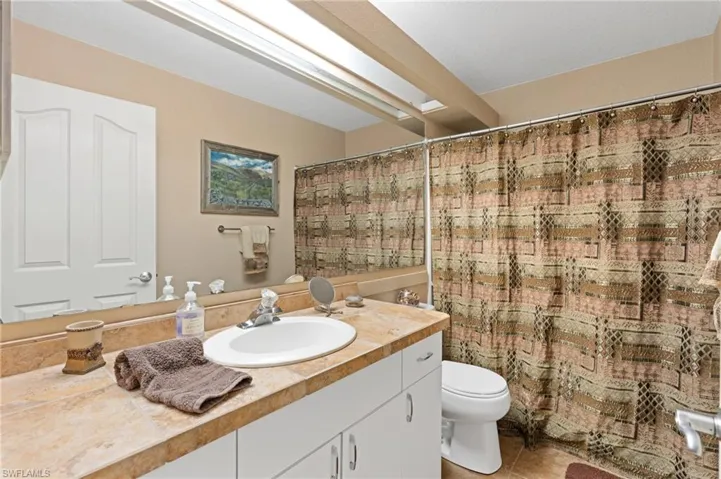 2830  8th NE AVE, Naples, FL 34120