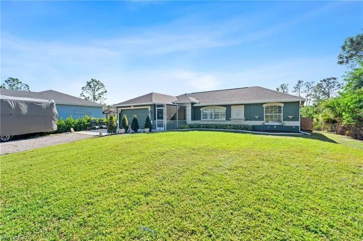 2830  8th NE AVE, Naples, FL 34120
