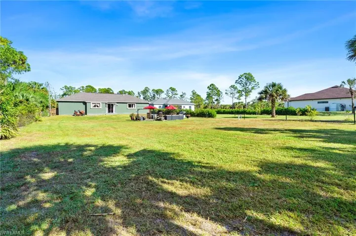 2830  8th NE AVE, Naples, FL 34120