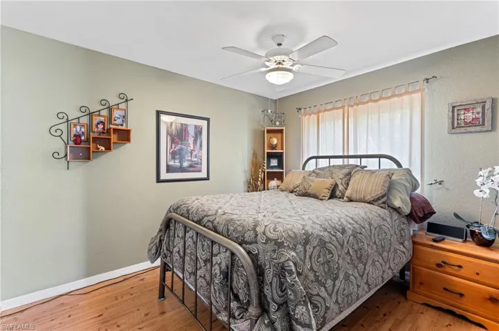 2830  8th NE AVE, Naples, FL 34120