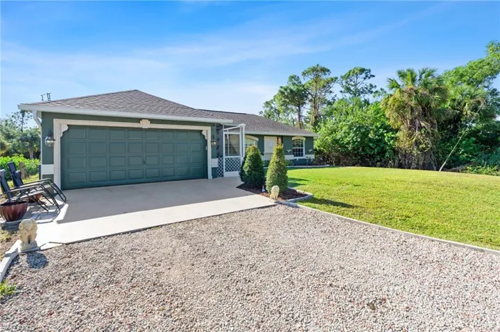 2830  8th NE AVE, Naples, FL 34120