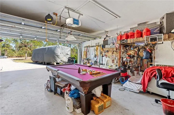 2830  8th NE AVE, Naples, FL 34120
