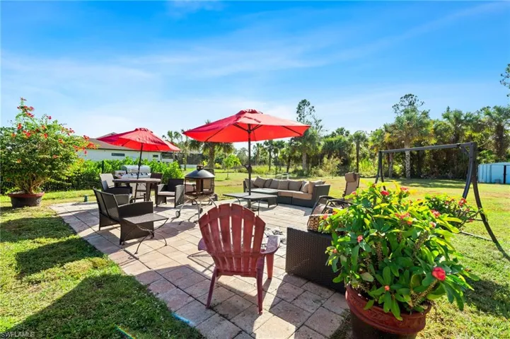 2830  8th NE AVE, Naples, FL 34120
