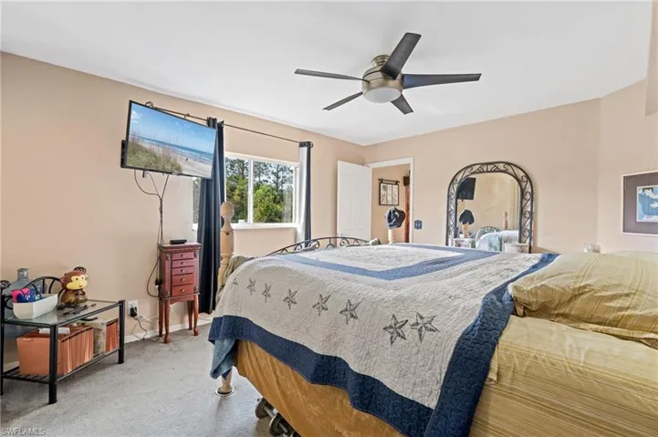 2830  8th NE AVE, Naples, FL 34120