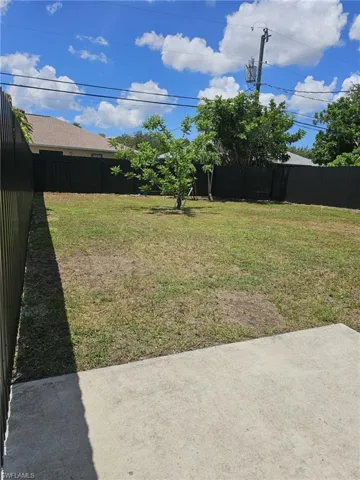 136 Se 12th Ter, Cape Coral, Florida 33990