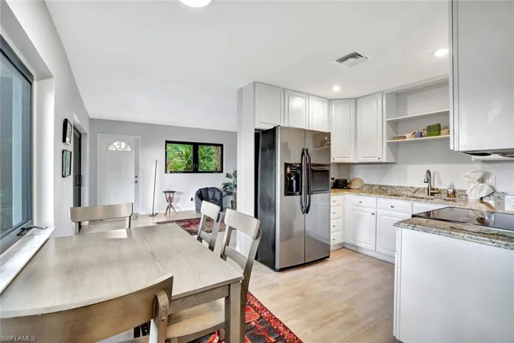 GUEST HOUSE KITCHEN