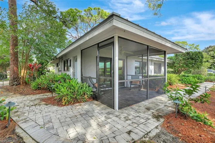 GUEST HOUSE PATIO