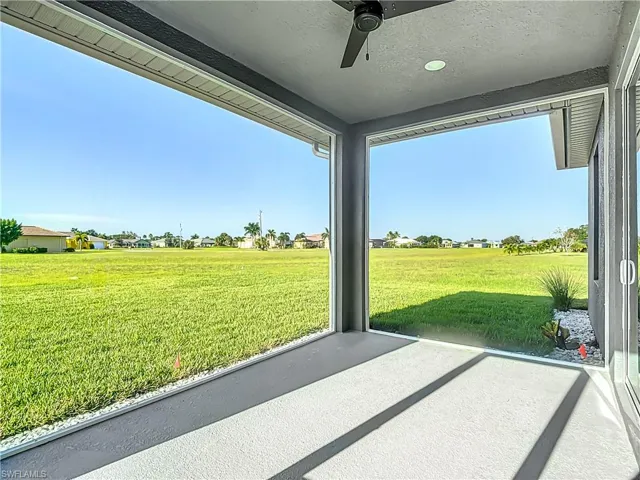 Screened Patio