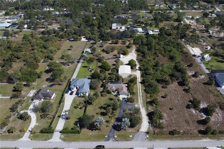 4540  10th NE ST, Naples, FL 34120