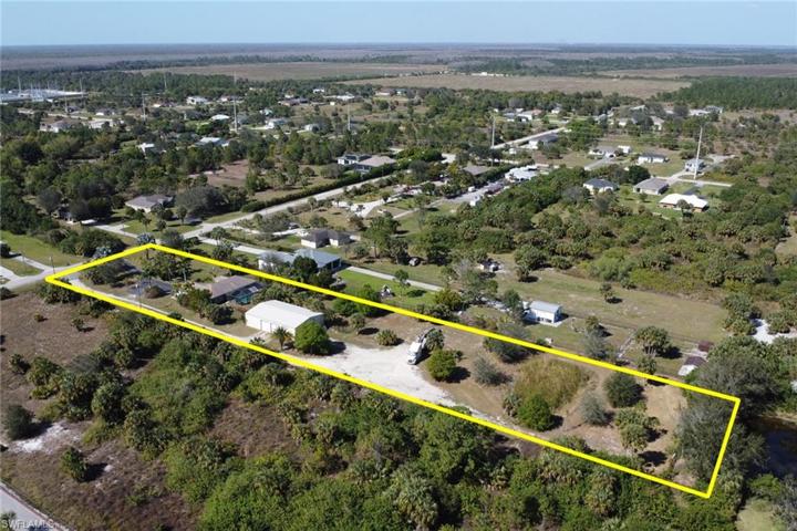 4540  10th NE ST, Naples, FL 34120