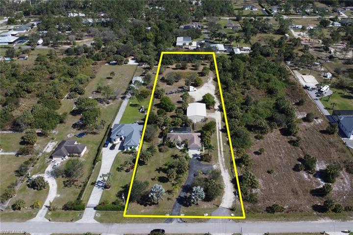 4540  10th NE ST, Naples, FL 34120