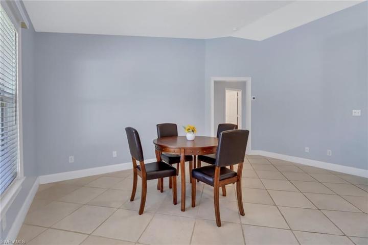 4540  10th NE ST, Naples, FL 34120