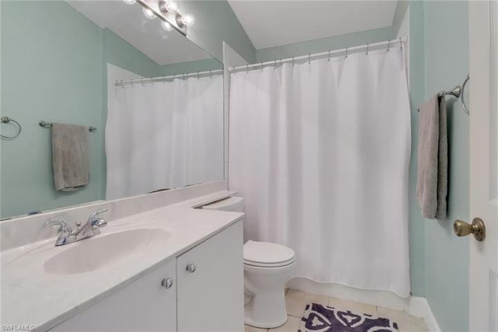 4540  10th NE ST, Naples, FL 34120