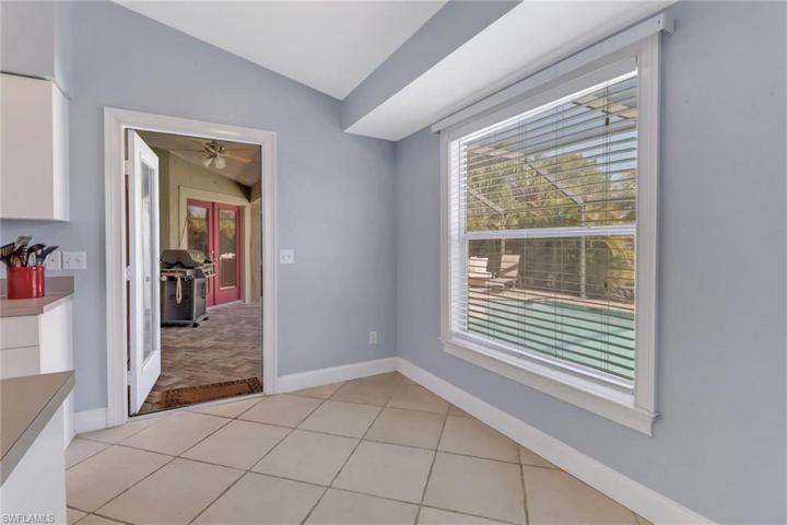 4540  10th NE ST, Naples, FL 34120