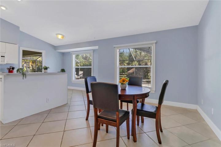 4540  10th NE ST, Naples, FL 34120