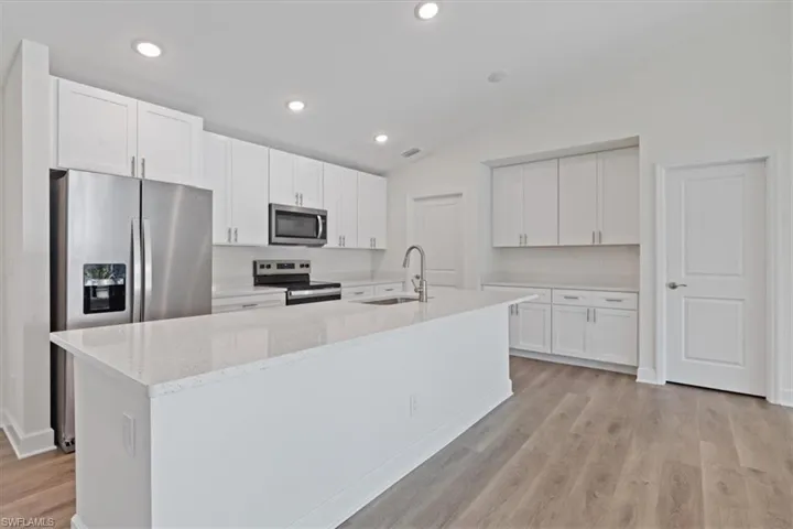 904 NW 12th  PL, Cape Coral, FL 33993
