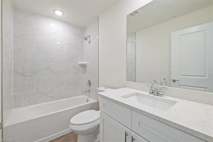 904 NW 12th  PL, Cape Coral, FL 33993