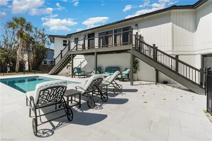 1720 Middle Gulf Dr, Sanibel, Florida 33957