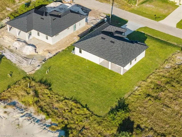 Aerial view of property and surrounding area