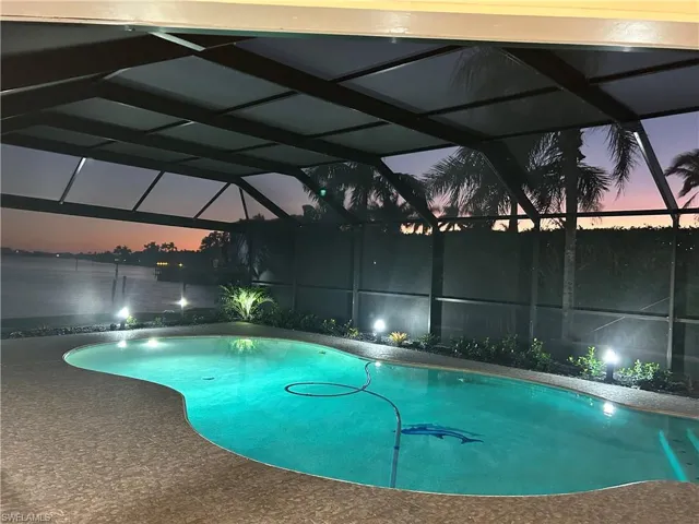 NIGHT LIGHTING