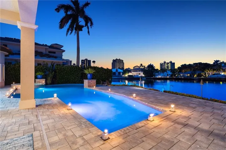 345 Devils Bight, Naples, Florida 34103