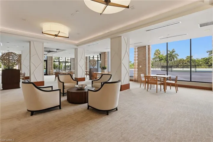 5601 Turtle Bay Dr 302, Naples, Florida 34108