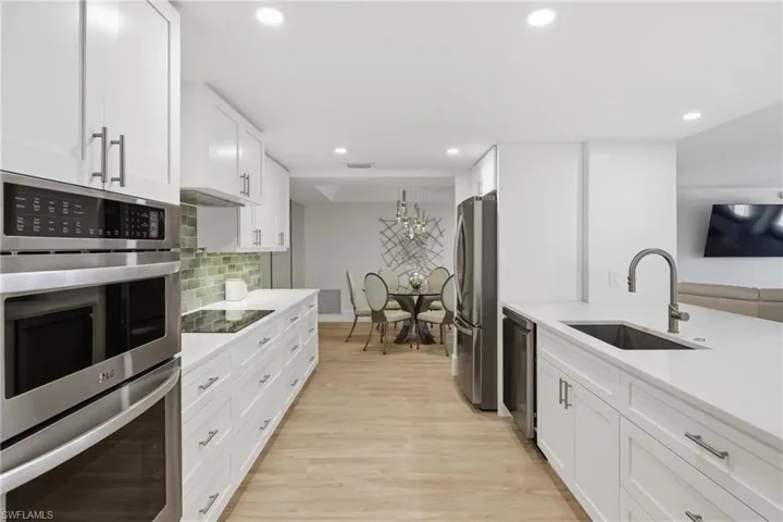5601 Turtle Bay Dr 302, Naples, Florida 34108