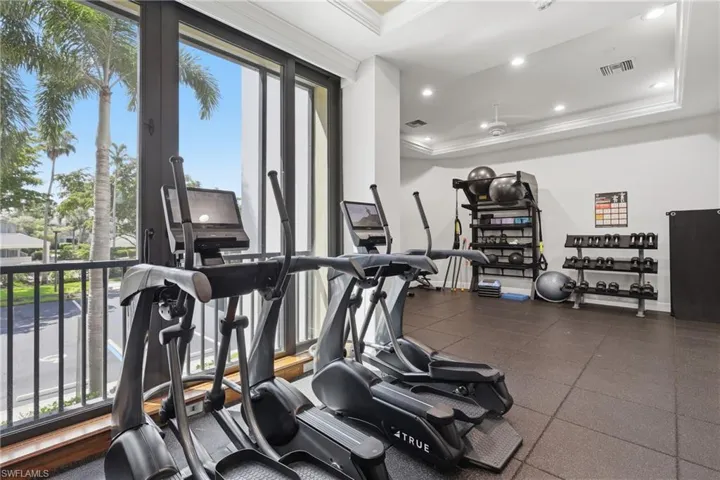 5601 Turtle Bay Dr 302, Naples, Florida 34108