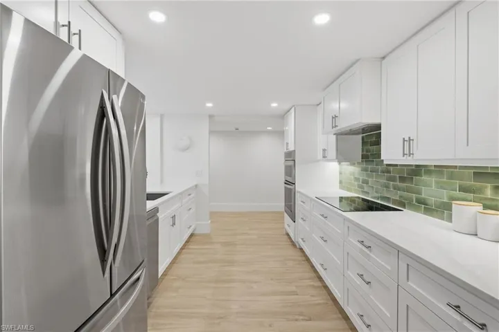 5601 Turtle Bay Dr 302, Naples, Florida 34108