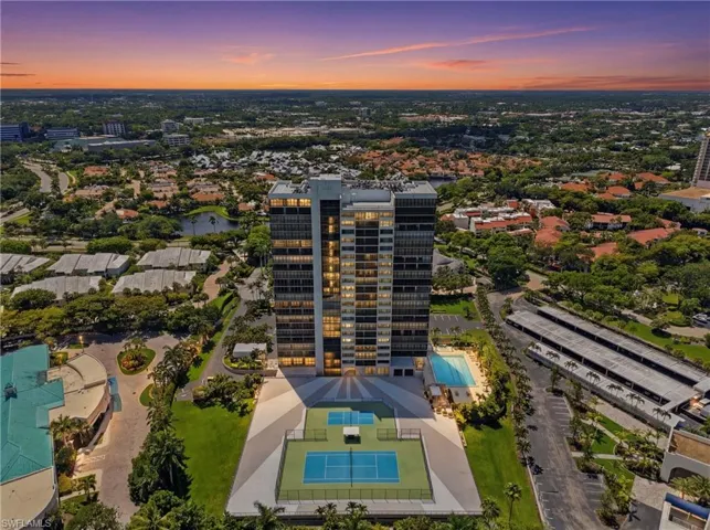 5601 Turtle Bay Dr 302, Naples, Florida 34108