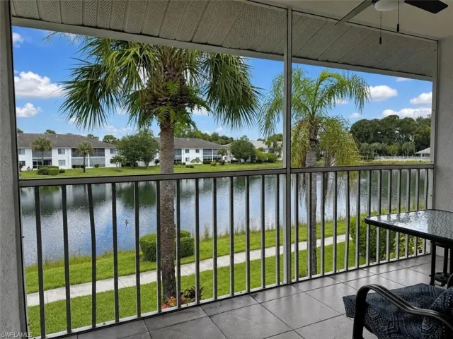 388 Belina Dr 12, Naples, Florida 34104